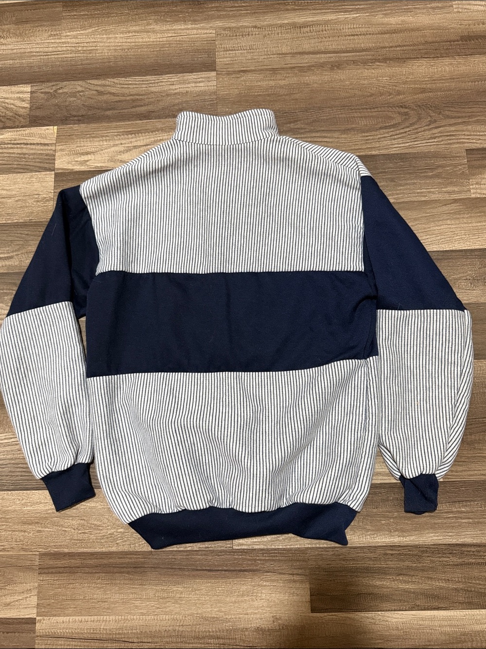 Vintage Reno Quarter Zip Sweatshirt - Picture 4 of 4